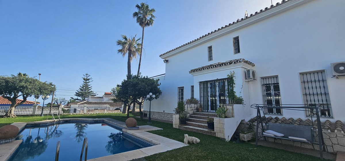 Huis te koop in Benalmadena Costa | 6 slaapkamers H5362531