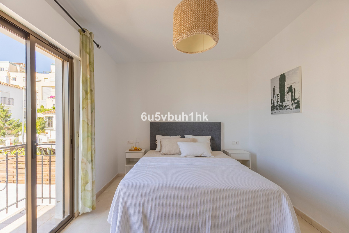 Appartement te koop in Benalmadena Costa | 2 slaapkamers H5387701
