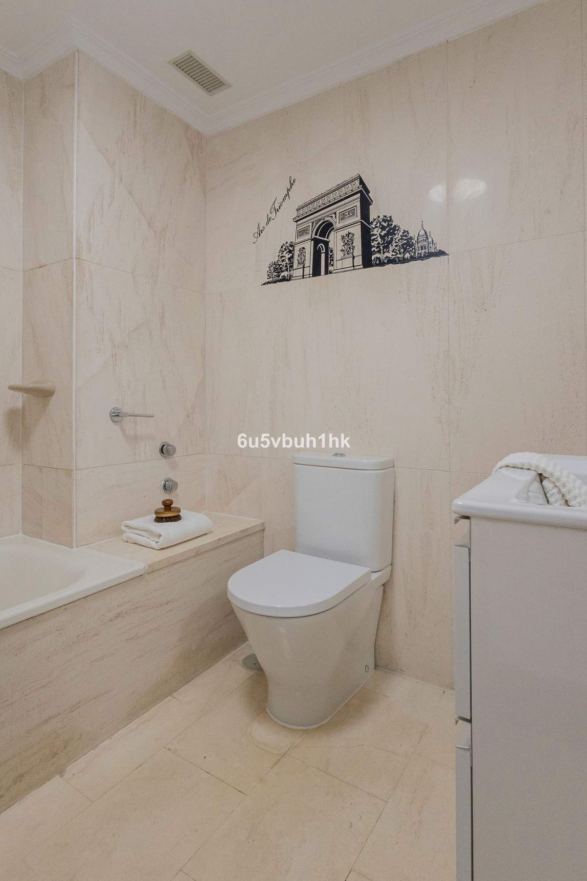 Appartement te koop in Benalmadena Costa | 2 slaapkamers H5387701