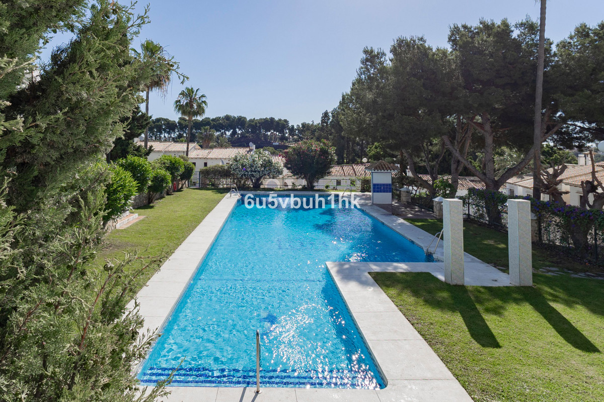 Appartement te koop in Benalmadena Costa | 2 slaapkamers H5387701