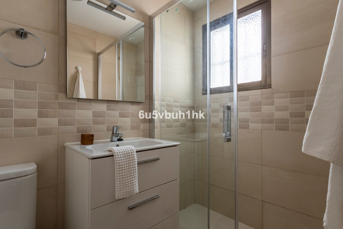 Appartement te koop in Benalmadena Costa | 2 slaapkamers H5387701