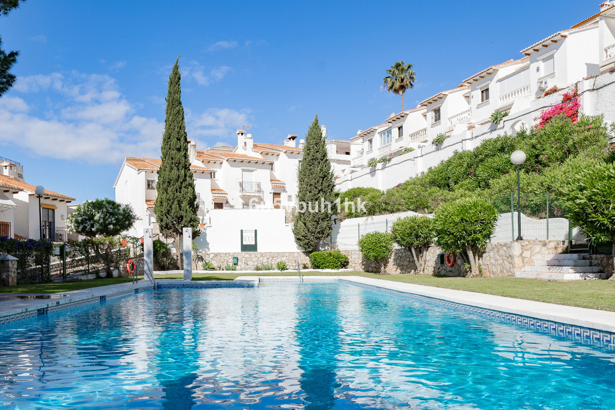 Appartement te koop in Benalmadena Costa | 2 slaapkamers H5387701