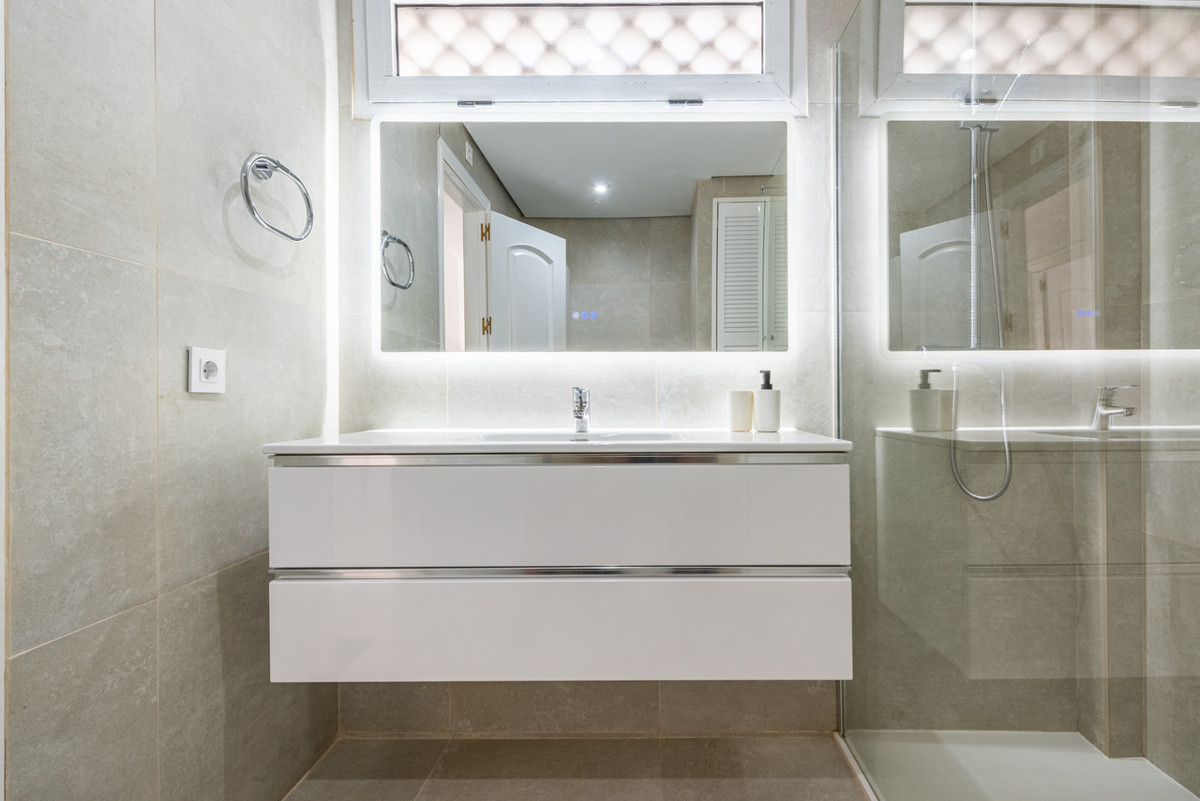 Huis te koop in Benalmadena Costa | 2 slaapkamers H5389264
