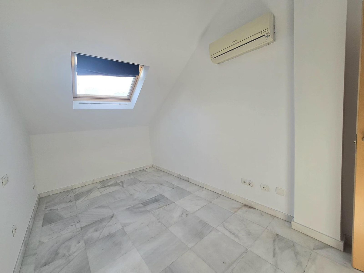 Huis te koop in Benalmadena Costa | 4 slaapkamers H5396644