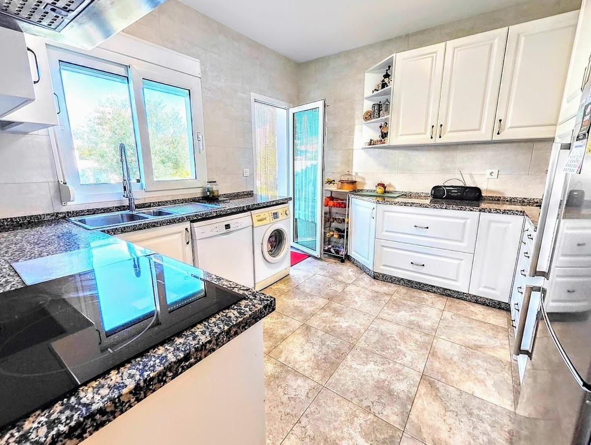 Huis te koop in Benalmadena Costa | 4 slaapkamers H5397205
