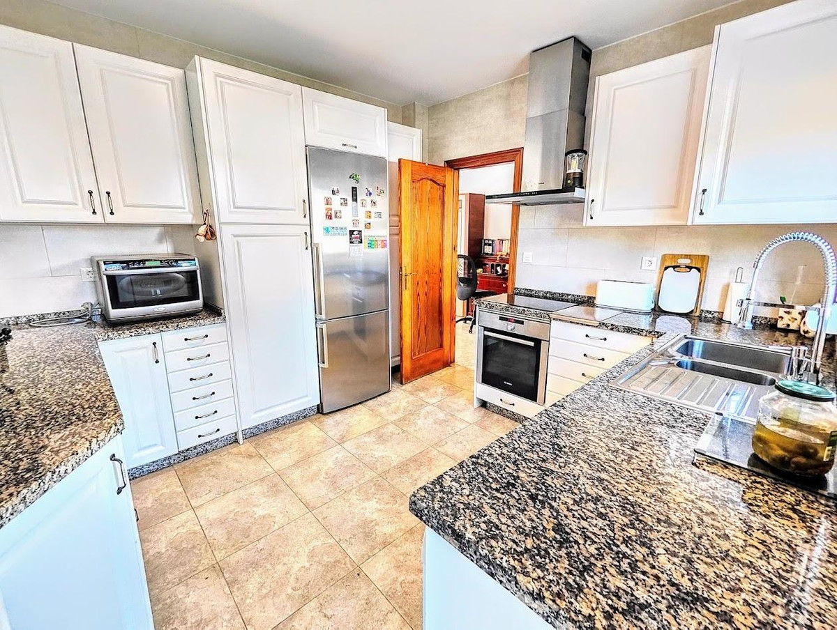 Huis te koop in Benalmadena Costa | 4 slaapkamers H5397205