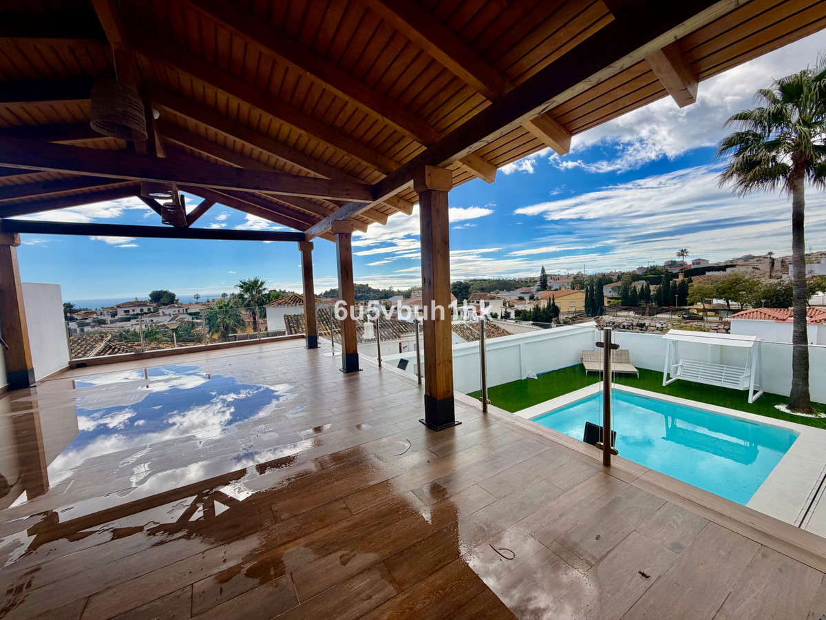 Huis te koop in Benalmadena Costa | 4 slaapkamers H5412136