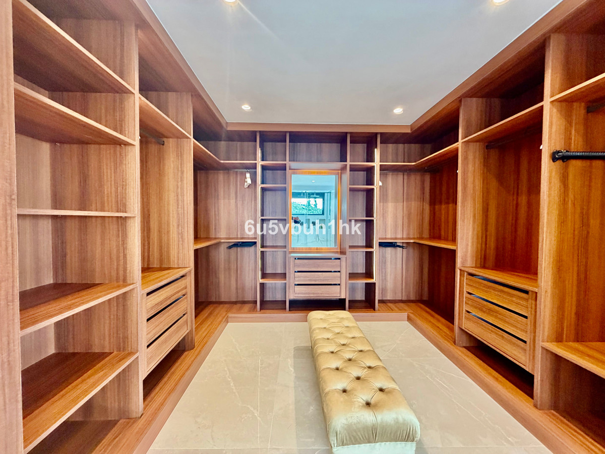 Huis te koop in Benalmadena Costa | 4 slaapkamers H5412136
