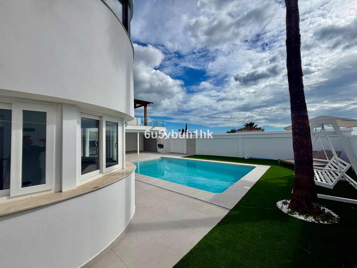 Huis te koop in Benalmadena Costa | 4 slaapkamers H5412136
