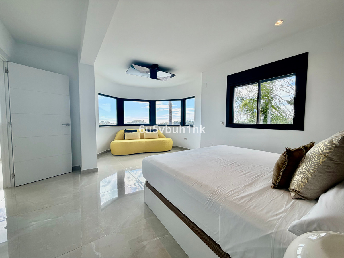 Huis te koop in Benalmadena Costa | 4 slaapkamers H5412136