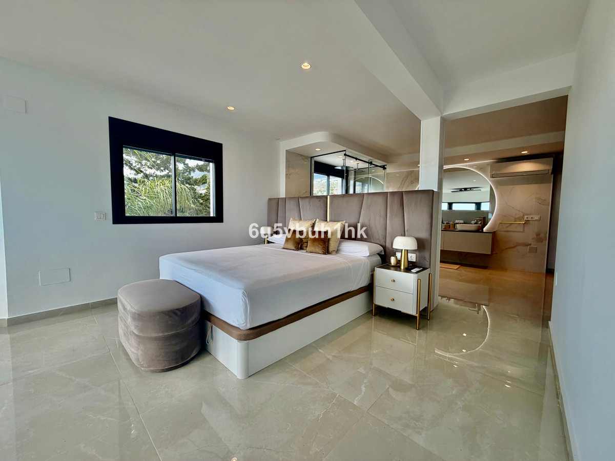 Huis te koop in Benalmadena Costa | 4 slaapkamers H5412136