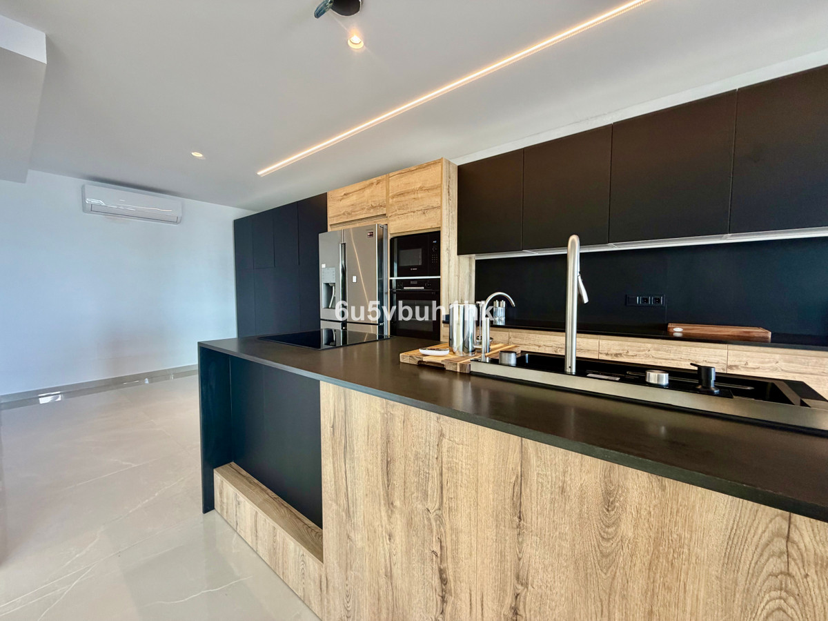 Huis te koop in Benalmadena Costa | 4 slaapkamers H5412136