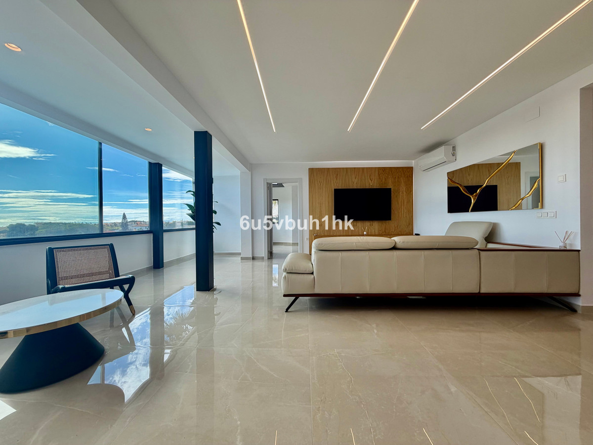 Huis te koop in Benalmadena Costa | 4 slaapkamers H5412136