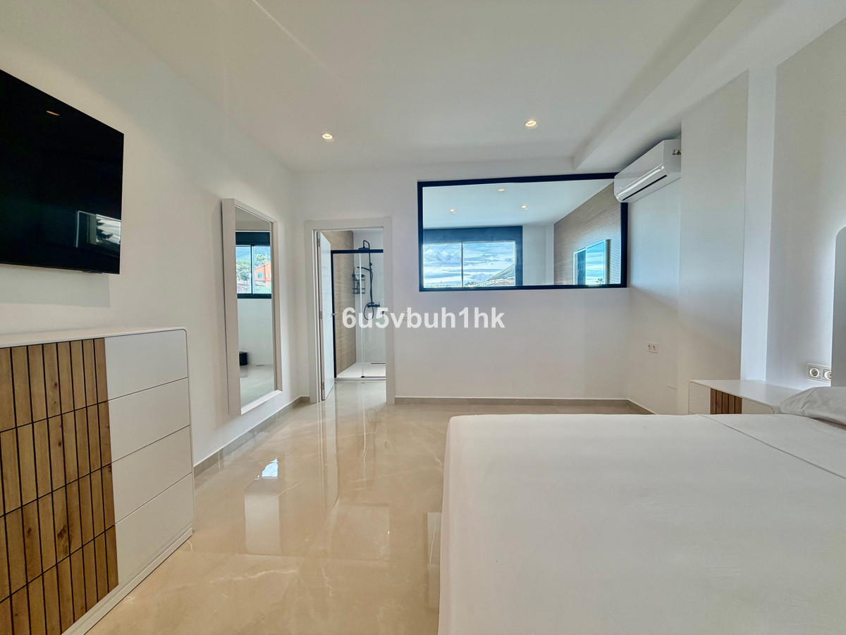 Huis te koop in Benalmadena Costa | 4 slaapkamers H5412136
