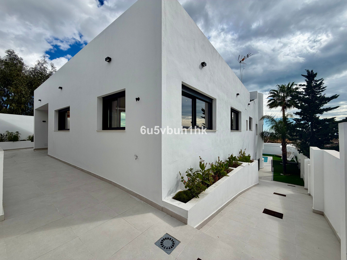 Huis te koop in Benalmadena Costa | 4 slaapkamers H5412136