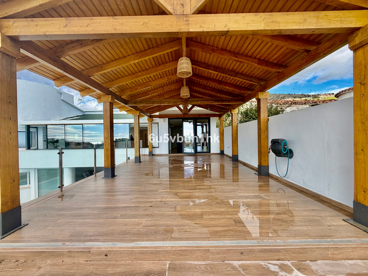 Huis te koop in Benalmadena Costa | 4 slaapkamers H5412136