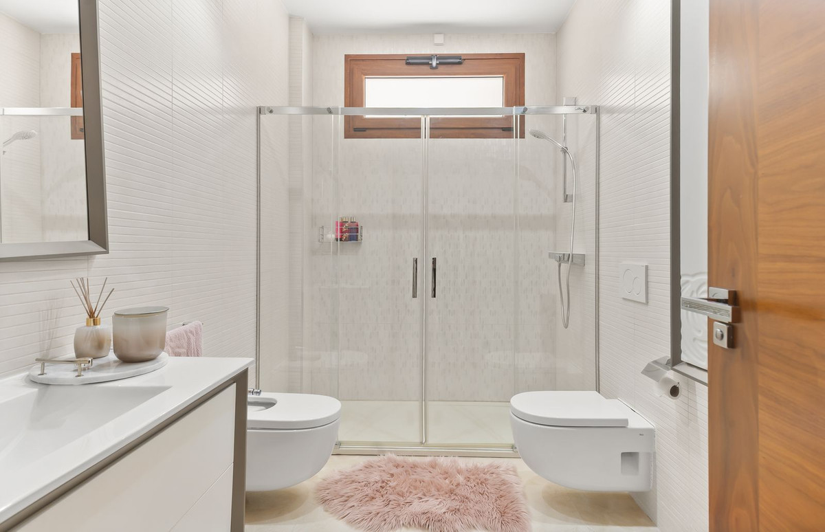 Huis te koop in Benalmadena Costa | 6 slaapkamers H5439883