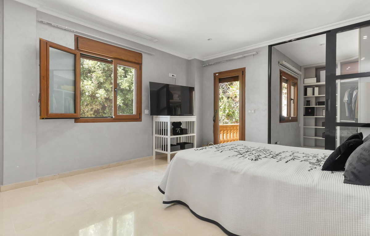 Huis te koop in Benalmadena Costa | 6 slaapkamers H5439883