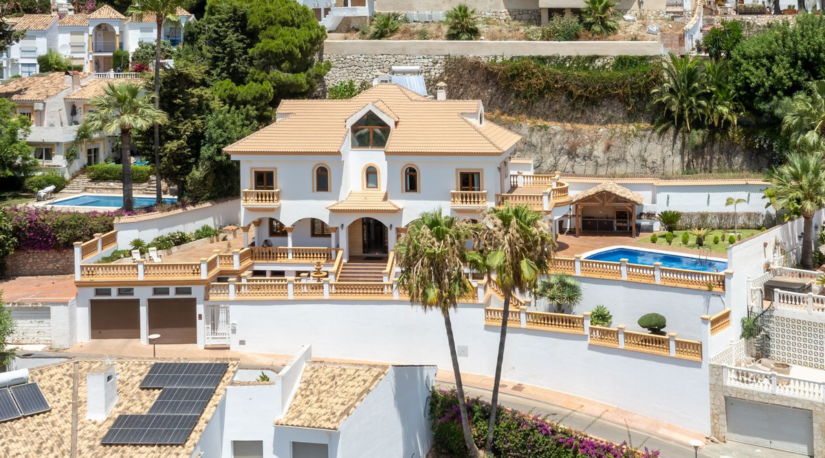 Huis te koop in Benalmadena Costa | 6 slaapkamers H5439883