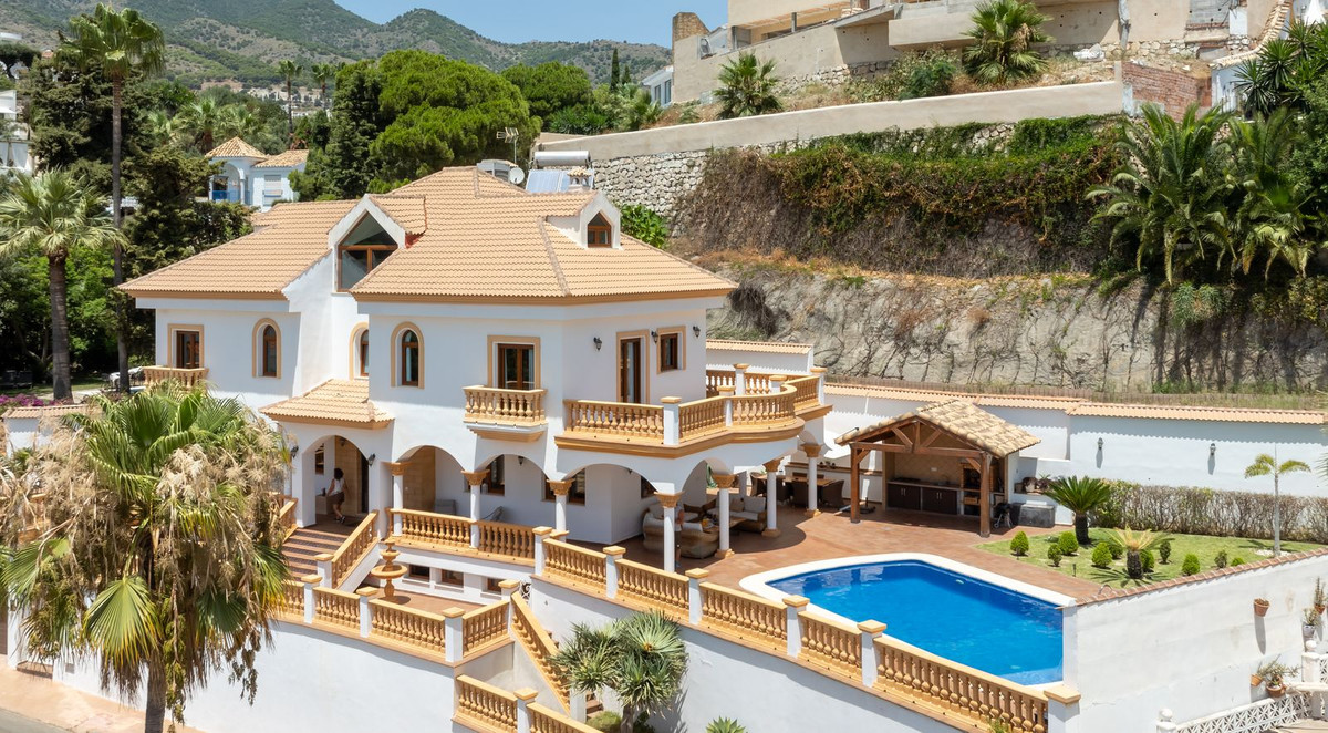 Huis te koop in Benalmadena Costa | 6 slaapkamers H5439883