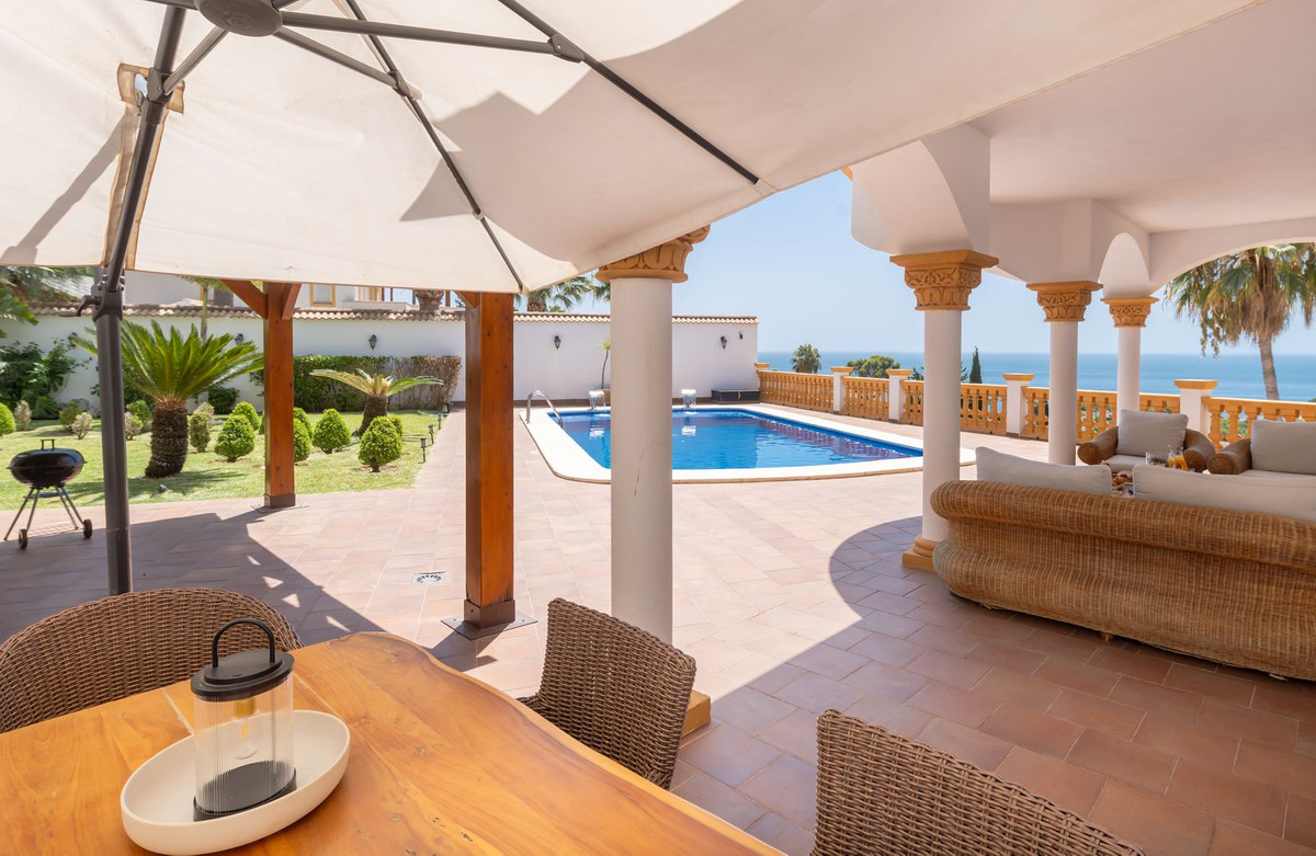Huis te koop in Benalmadena Costa | 6 slaapkamers H5439883