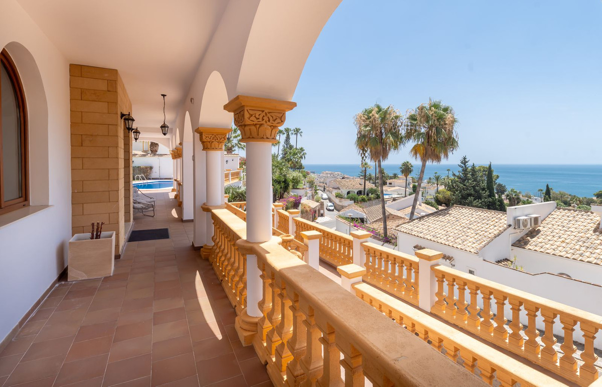 Huis te koop in Benalmadena Costa | 6 slaapkamers H5439883