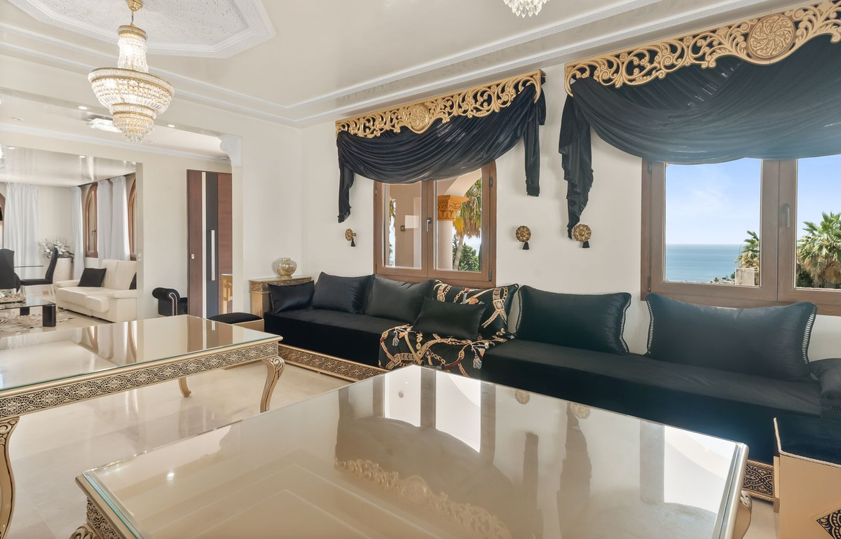 Huis te koop in Benalmadena Costa | 6 slaapkamers H5439883