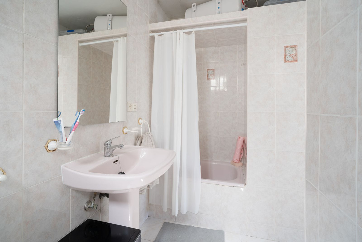 Appartement te koop in Benalmadena Costa | 1 slaapkamers H5487781
