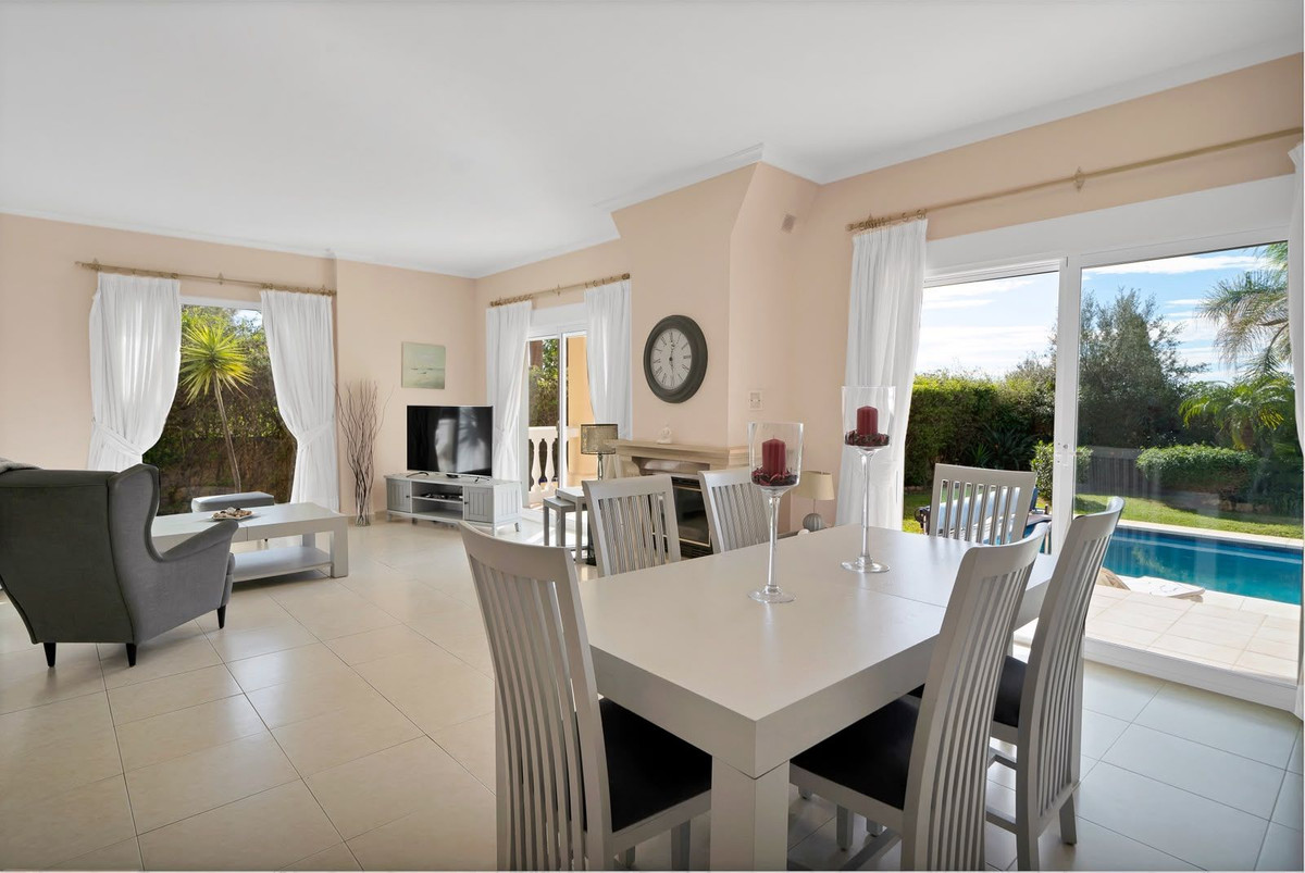 Huis te koop in Benalmadena Costa | 4 slaapkamers H5524891