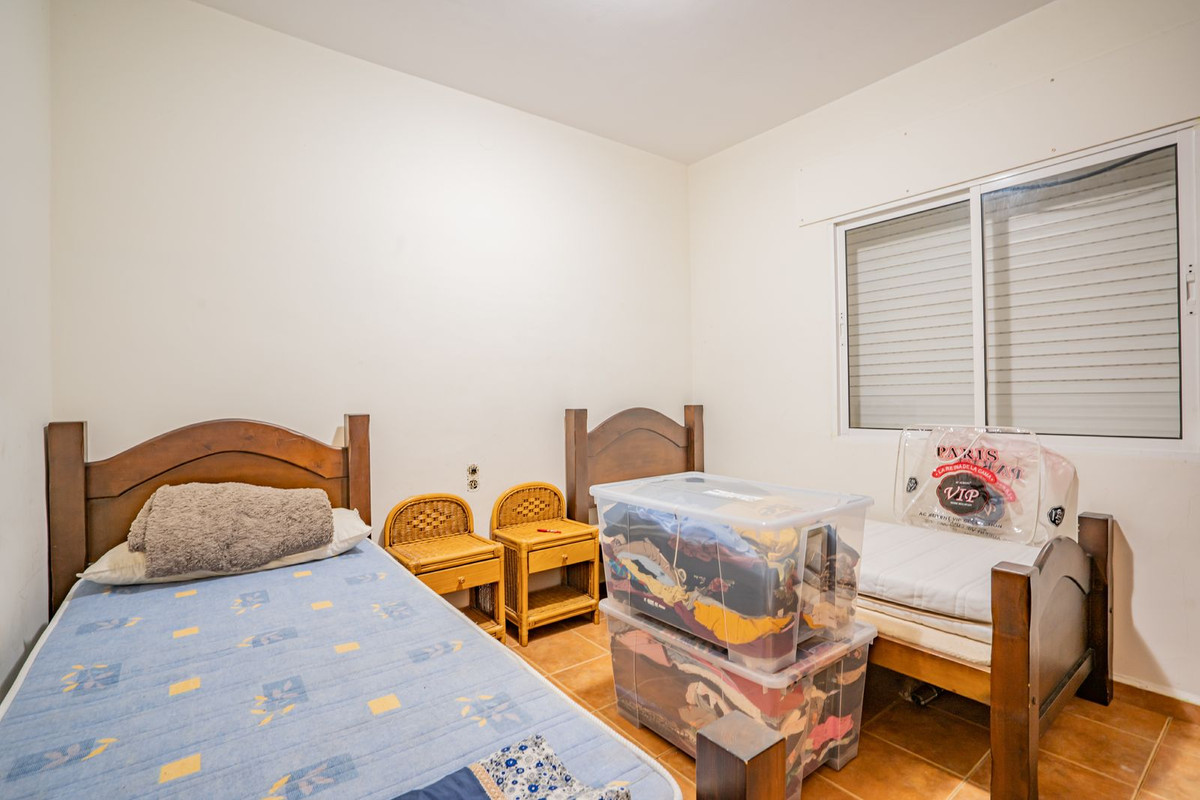 Property main view 64