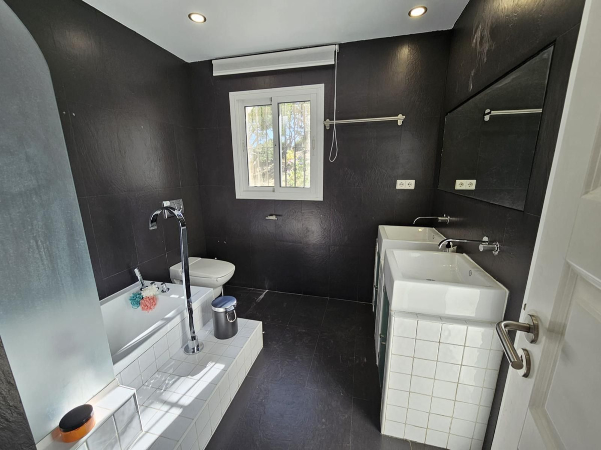 Property main view 33