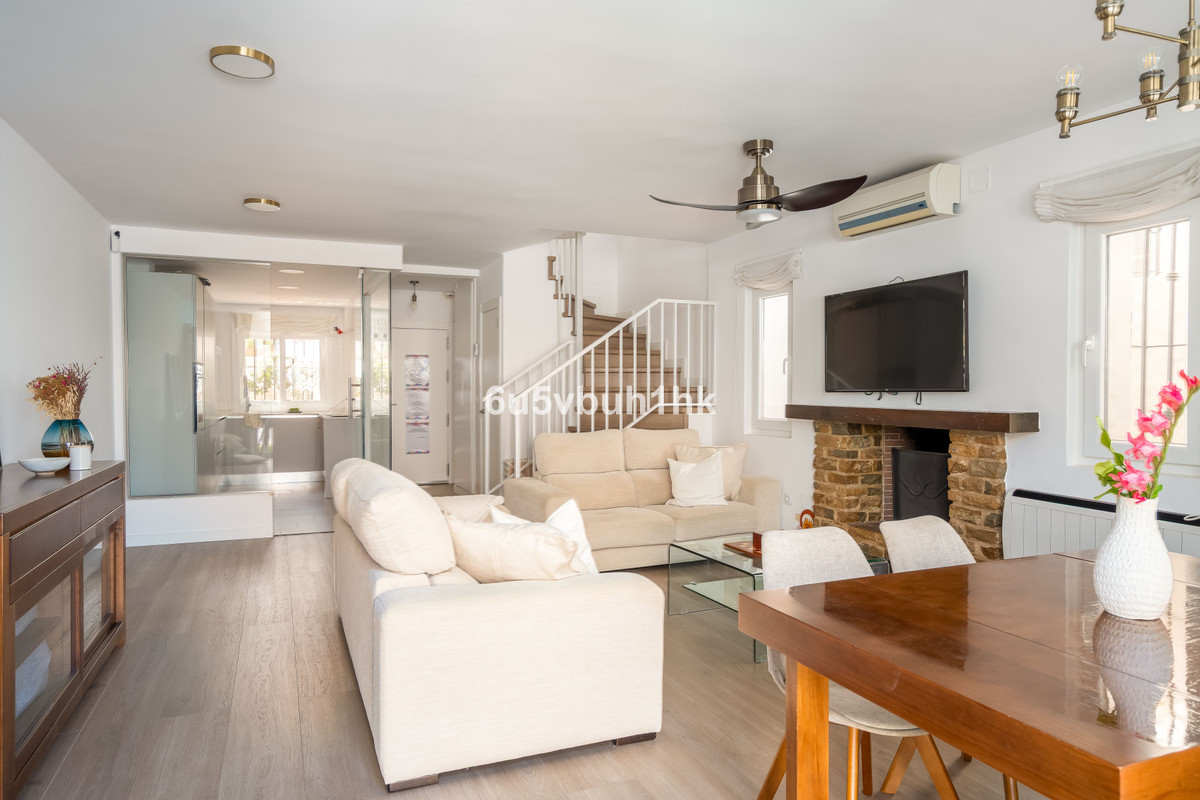 Geschakelde Woning in Benalmadena Pueblo-1