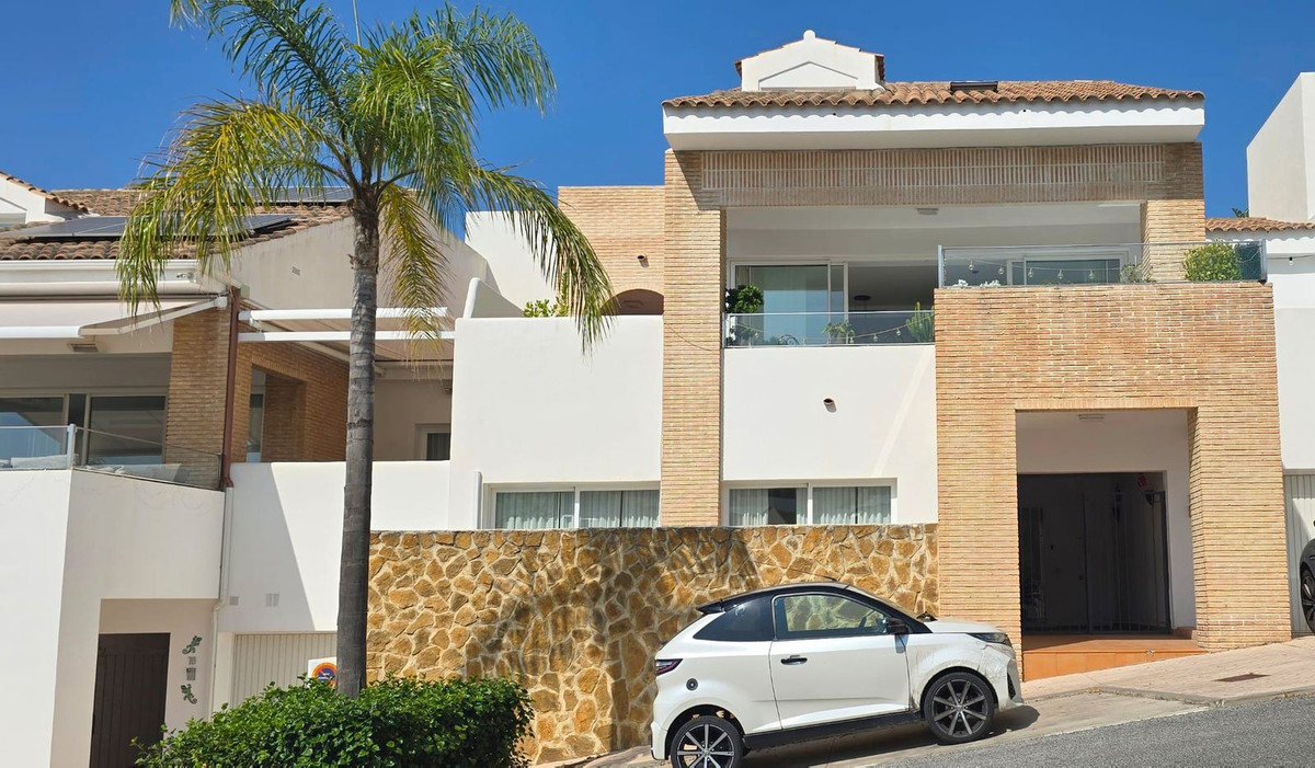 Huis te koop in Benalmadena Pueblo | 4 slaapkamers H5064982