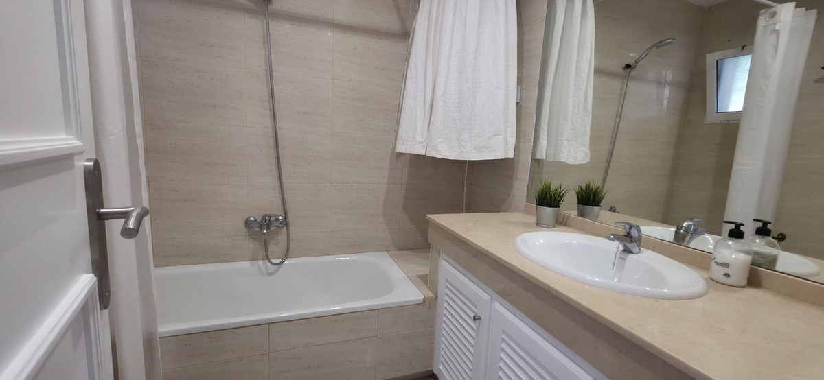 Huis te koop in Benamara | 4 slaapkamers H5154889