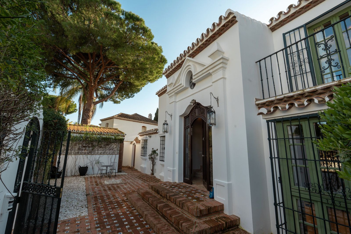 Property main view 44