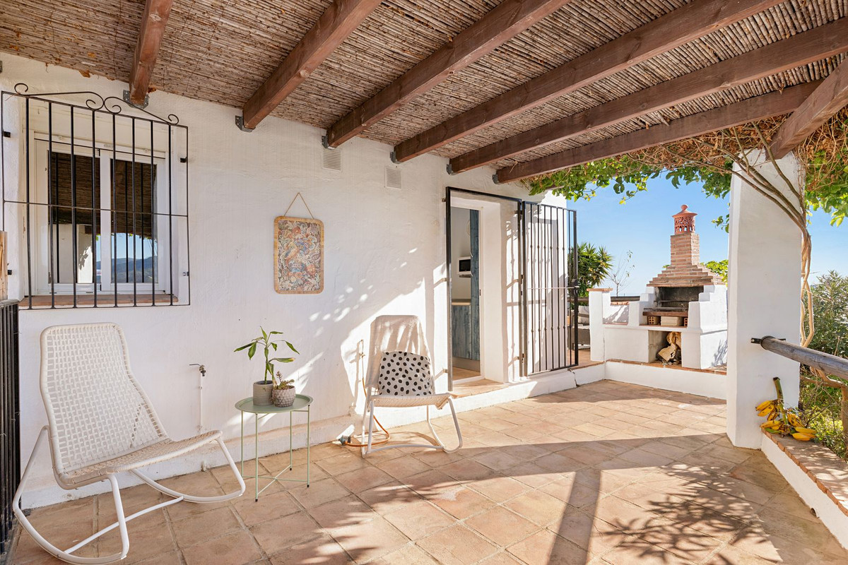Finca - Cortijo in Benamargosa-12