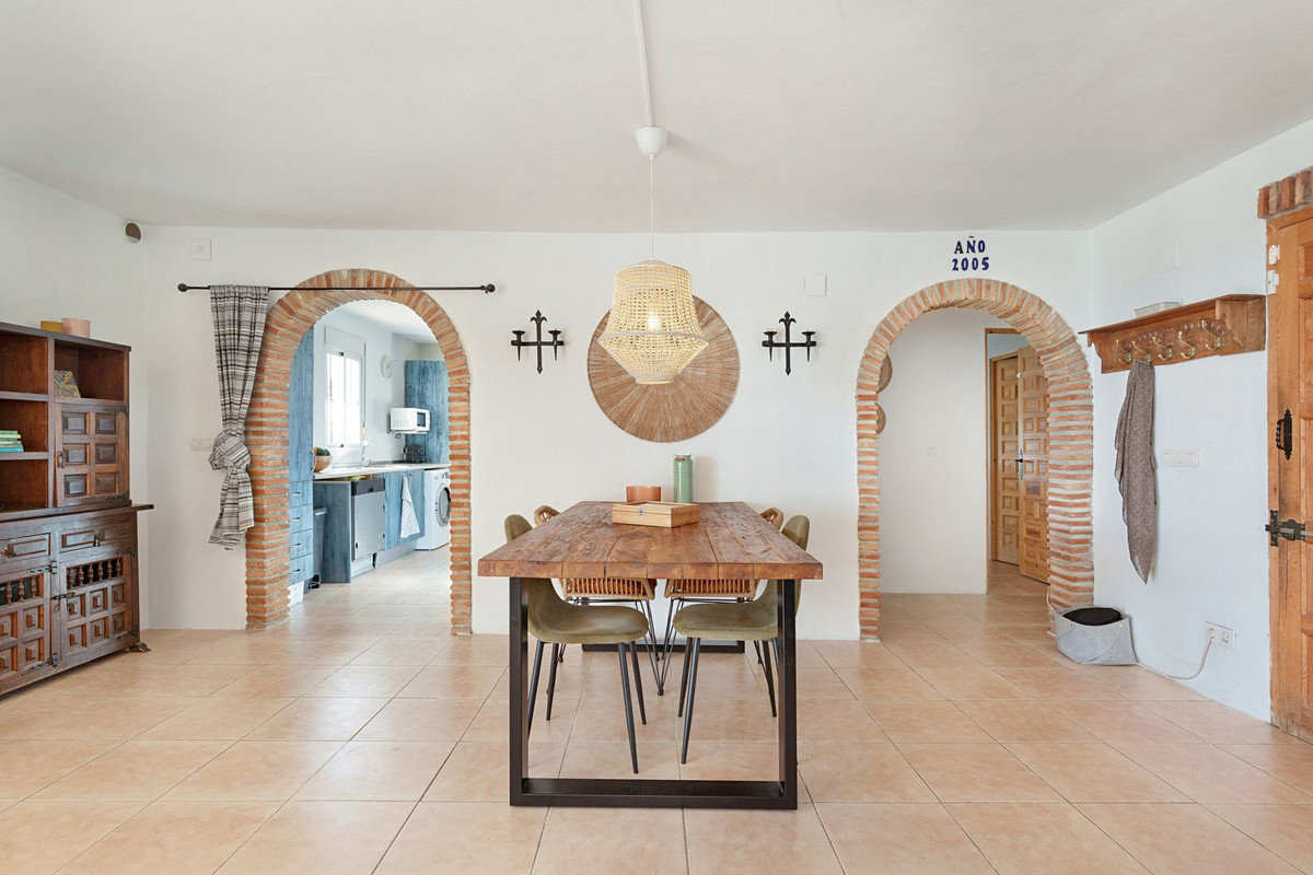 Finca - Cortijo in Benamargosa-14