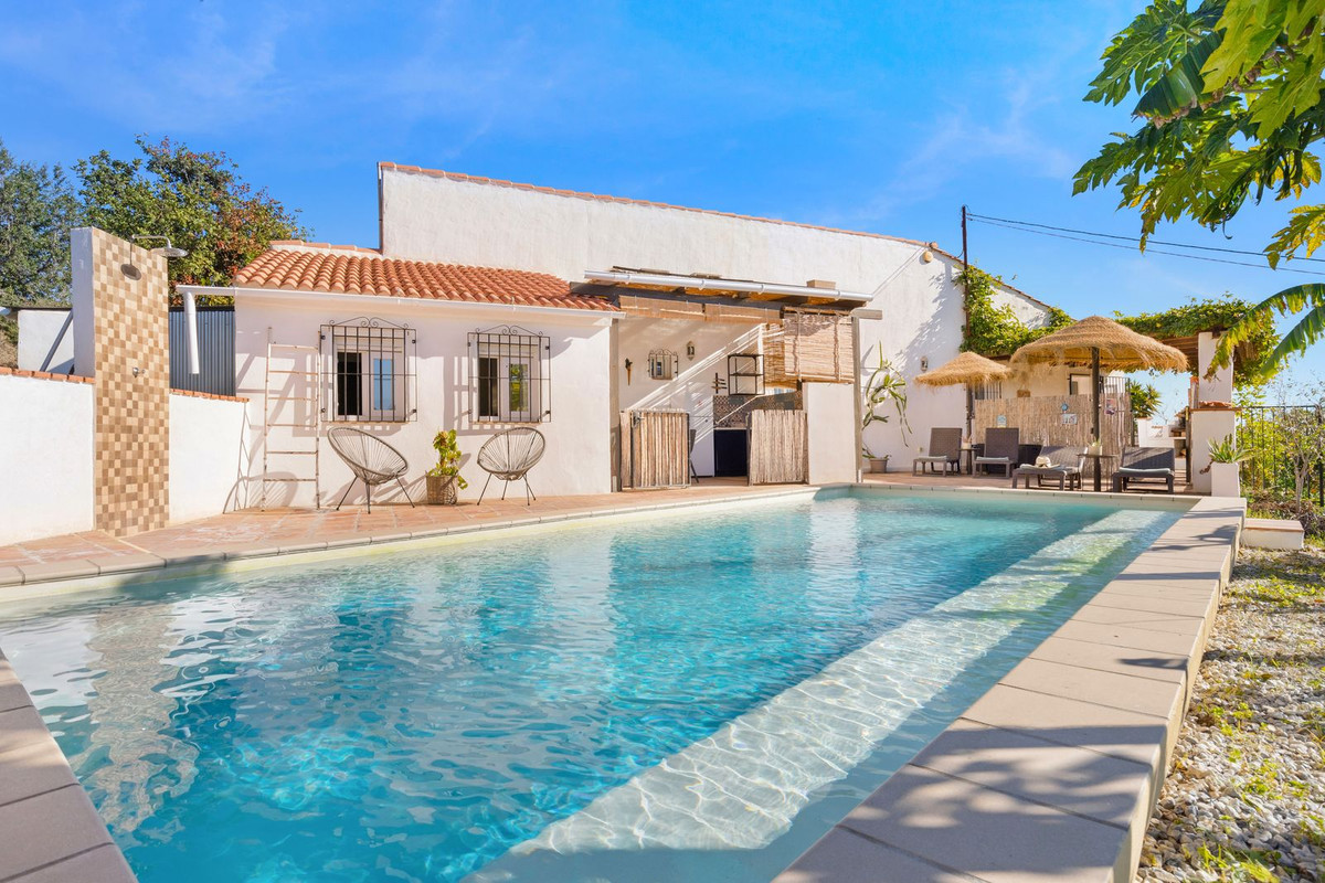 Finca - Cortijo in Benamargosa-3