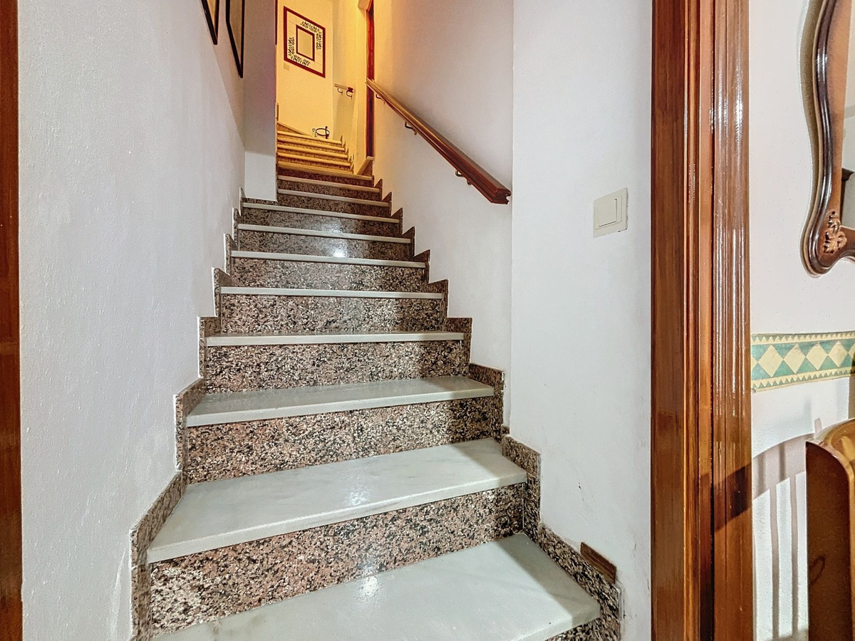 Semi-Vrijstaande Villa in Benamargosa-13