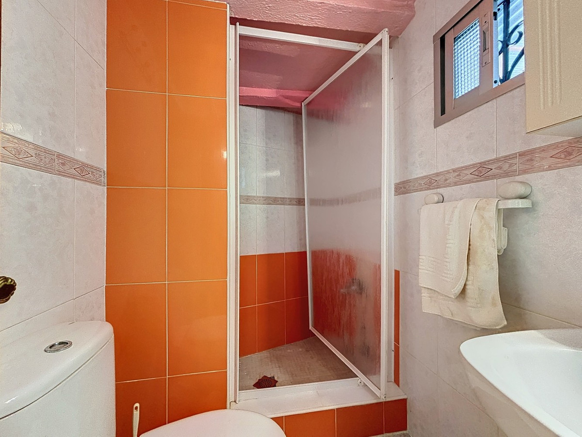 Semi-Vrijstaande Villa in Benamargosa-29