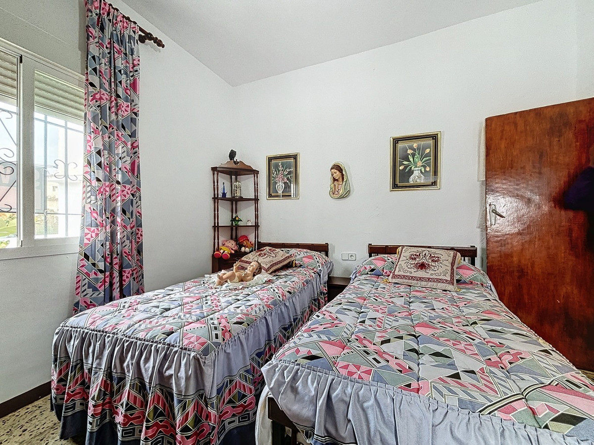 Semi-Vrijstaande Villa in Benamargosa-35