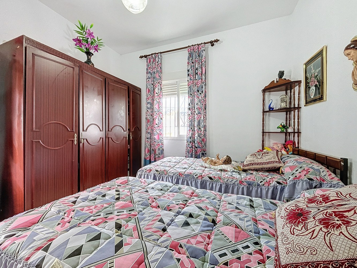 Semi-Vrijstaande Villa in Benamargosa-37