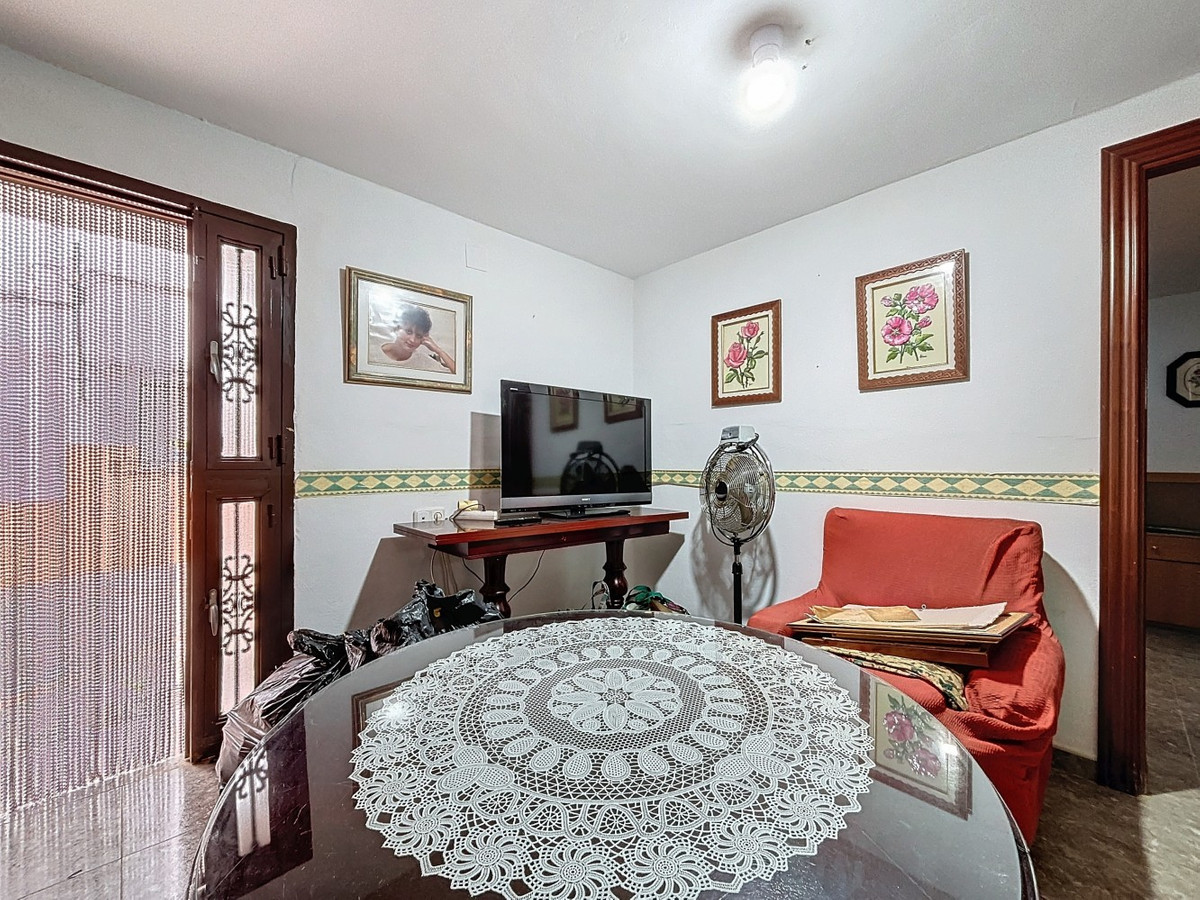 Semi-Vrijstaande Villa in Benamargosa-6