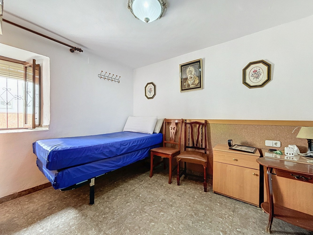 Semi-Vrijstaande Villa in Benamargosa-8