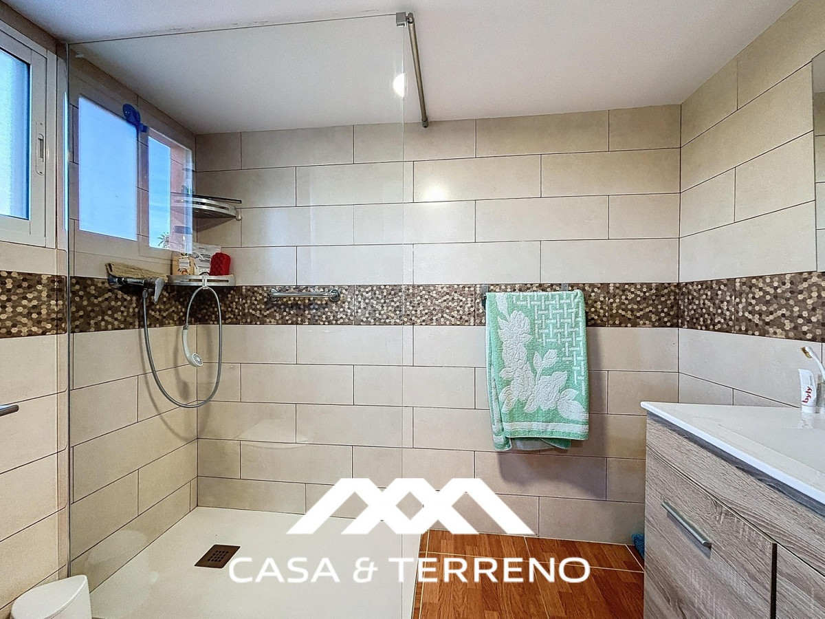 Semi-Vrijstaande Villa in Benamargosa-15