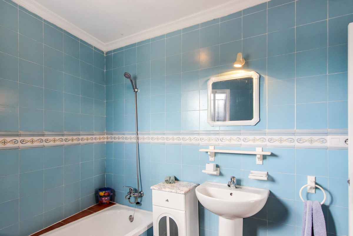Geschakelde Woning in Benamargosa-12