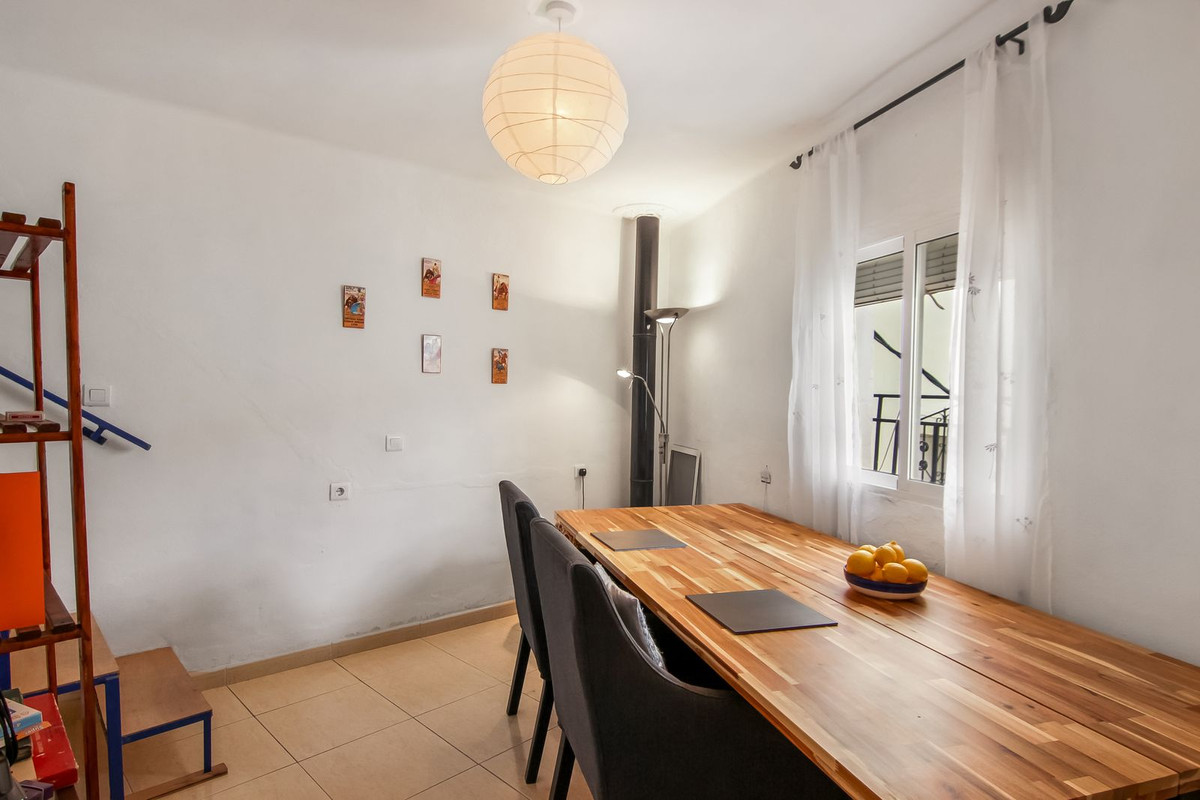 Geschakelde Woning in Benamargosa-22