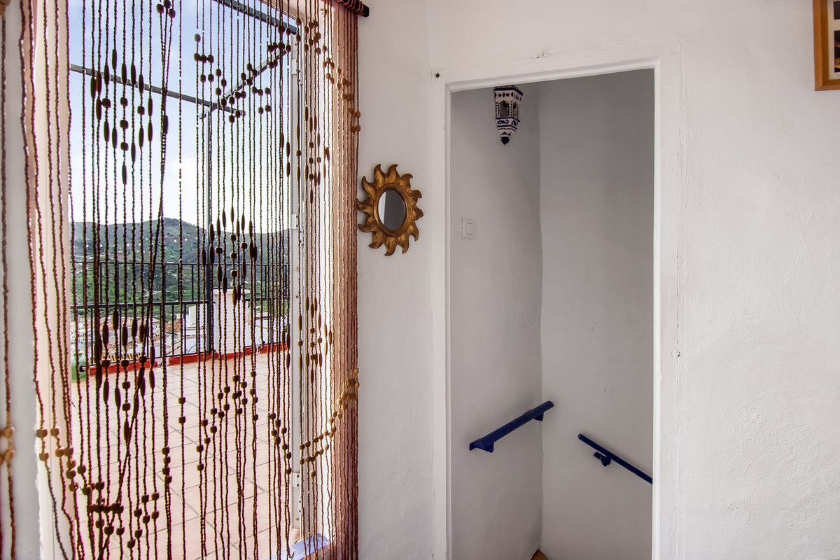 Geschakelde Woning in Benamargosa-29