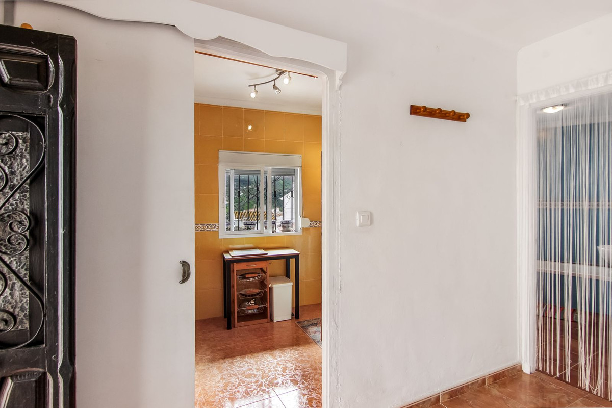 Geschakelde Woning in Benamargosa-31