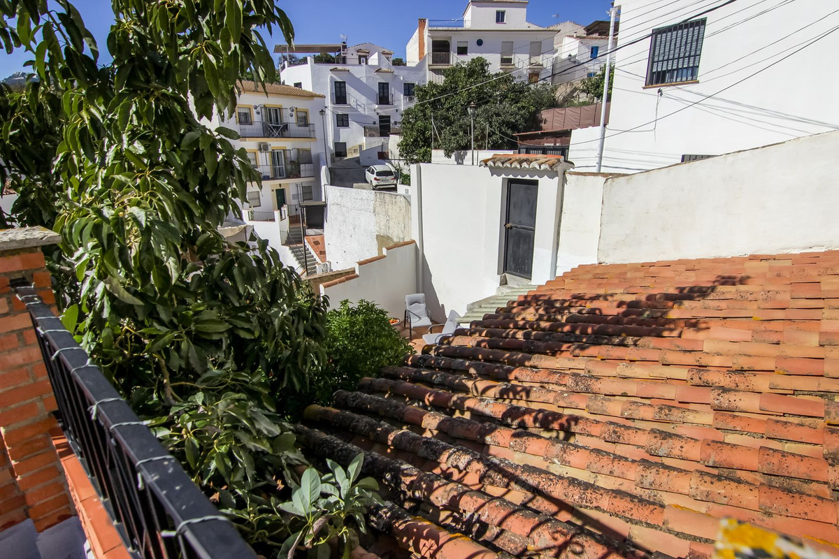 Property main view 33